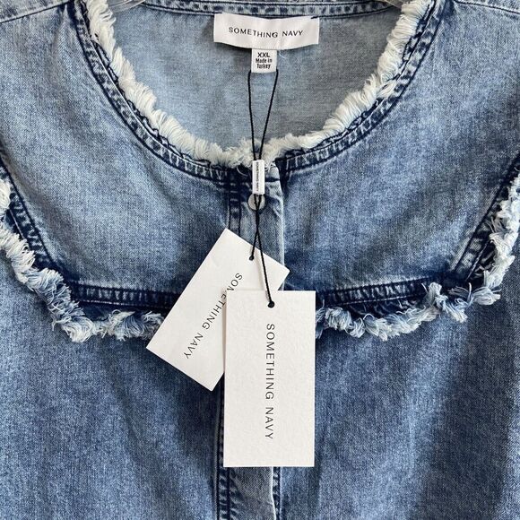 Something Navy Chambray Ruffle Shirt Blue Size XXL - Picture 4 of 12